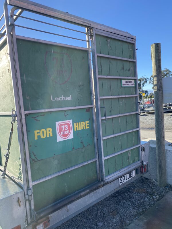 Stock Trailer with Cattle Crate (10x5.6") - Image 4